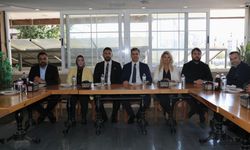 AK Parti Çukurova’da muhtarlarla bir araya geldi