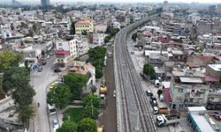 Büyükşehir ekipleri sahada: Yollar yenileniyor
