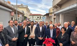 CHP Ceyhan İlçe Başkanlığı'nın yeni hizmet binası coşkuyla açıldı