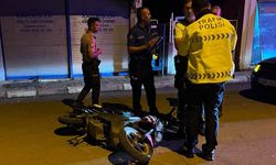 Adana'da elektrikli motosiklete çarpıp kaçtı! Polis her yerde o sürücüyü arıyor