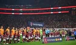 Galatasaray ezeli rakibi Fenerbahçe'yi 2-1 mağlup etti
