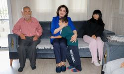 Gönüllere dokunan ziyaretler: Süreyya Yavuz hanımefendi ailelerin taleplerini yerinde dinledi