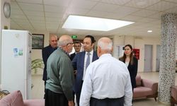Kameroğlu’ndan huzurevi sakinlerine ziyaret
