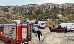 Kapadokya'da dehşet anları! Peribacası yıkıldı