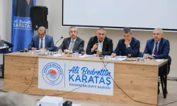Karataş'ta tarımın geleceği için ortak akıl buluşması: Çiftçilerin sorunları masaya yatırıldı