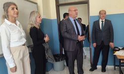 Aras’tan yenilenen Mehmet Adil İkiz Ortaokulu’na ziyaret