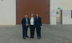 Müzeyyen Şevkin, Oya Tekin’i cezaevinde ziyaret etti