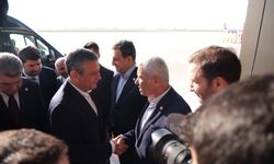 Özgür Özel Çukurova’ya geldi: Adana heyeti havalimanında karşıladı