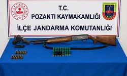 Pozantı'da iki mahalleye operasyon: Silah ve uyuşturucu ele geçirildi