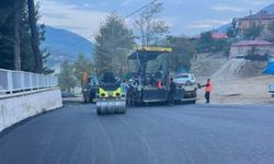 Saimbeyli'de doğalgaz çalışmaları sonrası bozulan yollar asfaltlanıyor