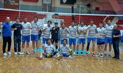 Seyhan Belediyespor filede 2’de 2 yaparak zirveye çıktı