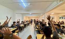 Seyhan İlçe Millî Eğitim Yönetimi pansiyonda gençlerle aynı sofrayı paylaştı!