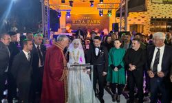 Adana’da dillere destan düğün