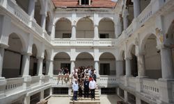 Adana Fen Lisesi mezunları tarihi okul binası için harekete geçti