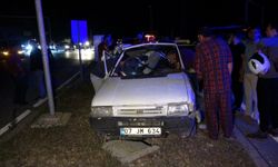 Kamyon kırmızı ışıkta bekleyen otomobile çarptı: 3 yaralı