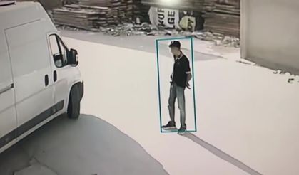 17 yaşındaki iki araç çalan şüphelinin kaçışı fıstık bahçesinde son buldu