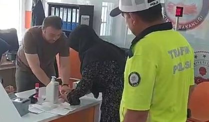 Zamana karşı yarış: Kimliğini unutan öğrenciyi polis sınava yetiştirdi, bir başka öğrenci kapıda kaldı