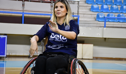 Kazayla tekerlekli sandalyeye mahkum oldu, basketbol hayatını değiştirdi
