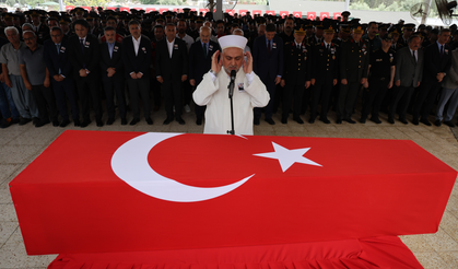 Şehit Jandarma Uzman Çavuş Yıldırım gözyaşlarıyla uğurlandı