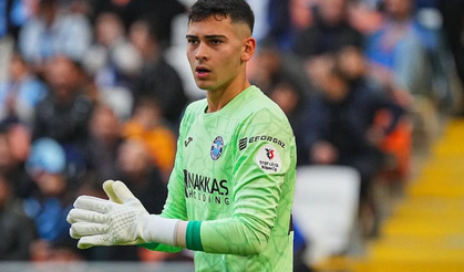 Eski Adana Demirsporlu kaleci Deniz Dönmezer Hull City'de
