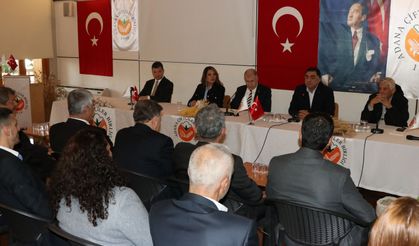 Ümit Özdağ Adana’da Temaslarda Bulundu