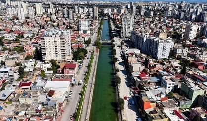 Adana’da yağışlar etkisini gösterdi: Kanallar yeniden canlandı