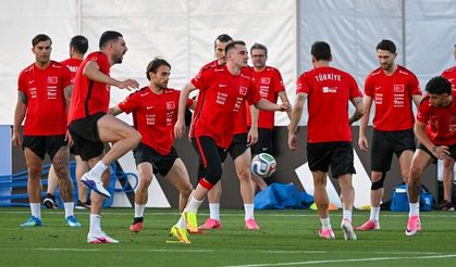 A Millî Futbol Takımı, Dünya Kupası'ndaki ilk maçında Avustralya karşısında