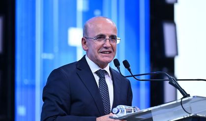 Bakan Şimşek: "Zorlu koşullara rağmen dezenflasyon devam ediyor"
