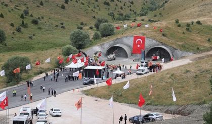 Adana-Karataş hattını güçlendirecek projede ilk kazma vuruldu