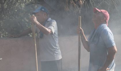 Adana'da kavurucu sıcakta ekmek davası