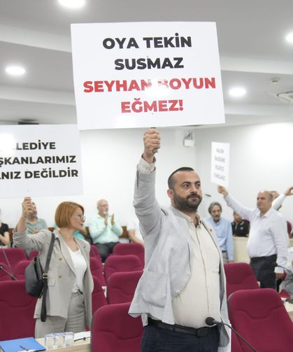 Seyhan’ın CHP’li Belediye Meclis Üyeleri: "Belediyeye değil, Umuda operasyon!"