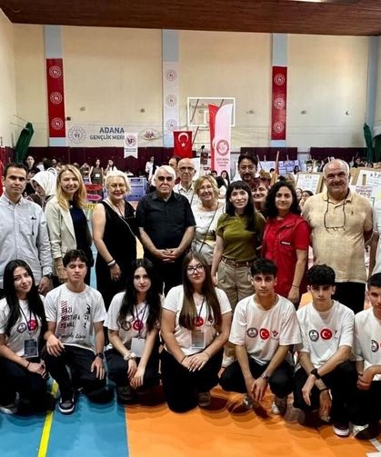 Adana Gençlik Merkezi'nde TÜBİTAK Bilim Fuarları heyecanı sürüyor