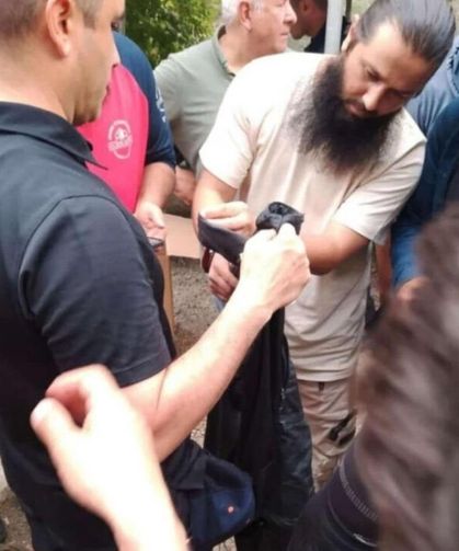Serinlemek için Eğlence Çayı'na giren Ömer'in pantolonu bulundu