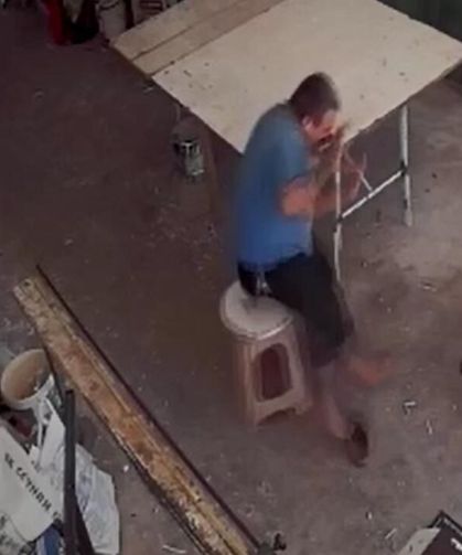 Adana'da silahlı saldırıya uğrayan PVC ustası yaşam savaşını kaybetti