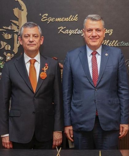 CHP'li  Barut'tan Adanalılara çağrı: "Özgür Özel'i birlikte karşılayacağız"