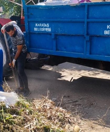 Karataş'ta Bahçe Mahallesi temizlik çalışmalarıyla nefes aldı!