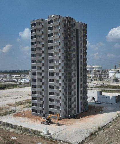 Seyhan'da 52 belediye işçisi ev sahibi oluyor