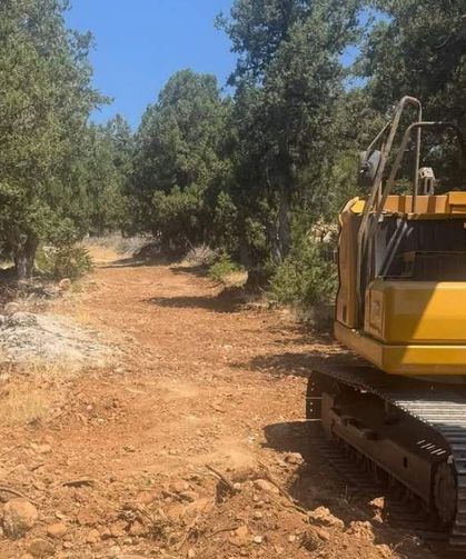 Saimbeyli’de yol çalışmaları Halilbeyli’de devam ediyor