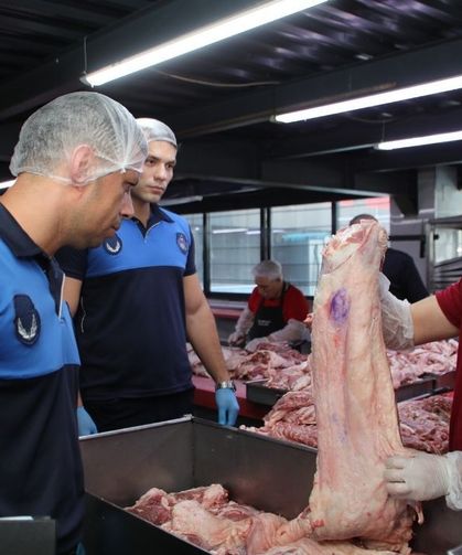 Yüreğir’de kebapçı ve restoranlar mercek altında