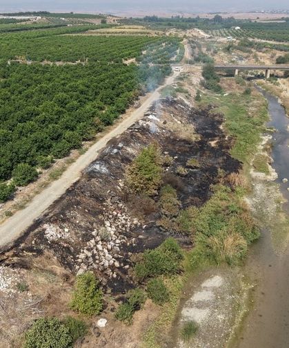 Kozan’da Deliçay Deresi çöplüğe döndü: Üreticiler tepkili