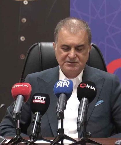 Adana depreminde son durum: Ömer Çelik, okullarda hasar olmadığını açıkladı
