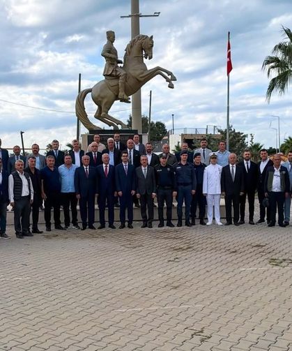 Karataş’ta Muhtarlar Günü birlikte kutlandı