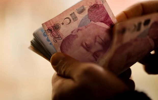 Çalışanlar aman dikkat: Yemek kartı ile bunu yapanlar artık işinden olacak