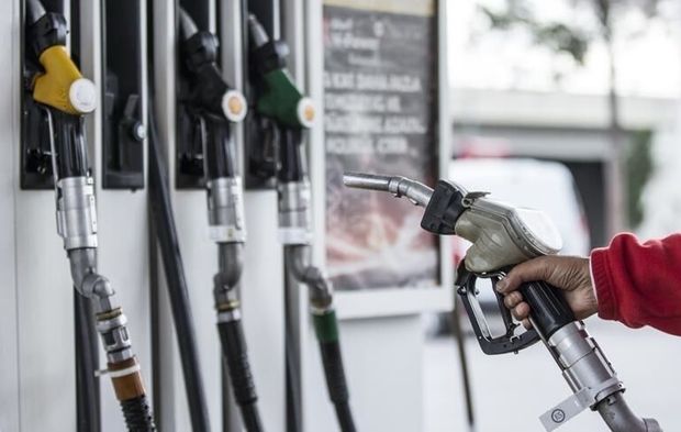 Akaryakıt zamlarına indirim molası: Motorine 2,22 TL indirim geliyor