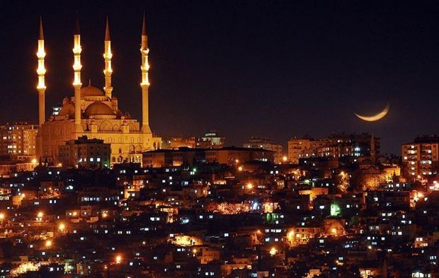 Muharrem ayı dualarla ve ibadetlerle karşılandı: Aşure günü ne zaman?