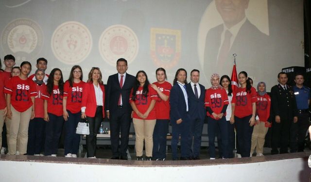 Başkan Atlı: “Gençlerin sesi her zaman yankılanacak”