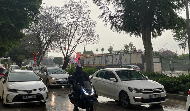 Meteorolojiden Adana ve çevresi için sağanak uyarısı