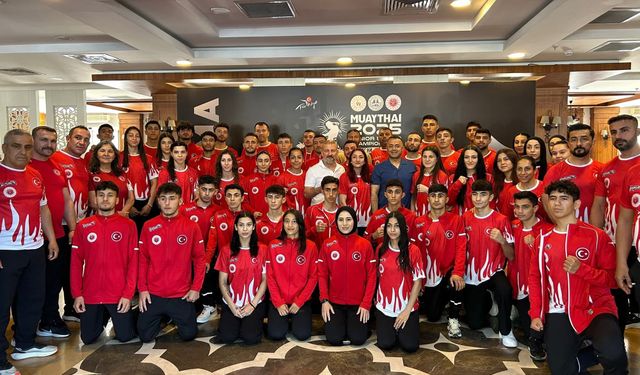 Elit Büyükler Muaythai Dünya Şampiyonası’nda Türkiye Dünyanın en iyi takımı oldu