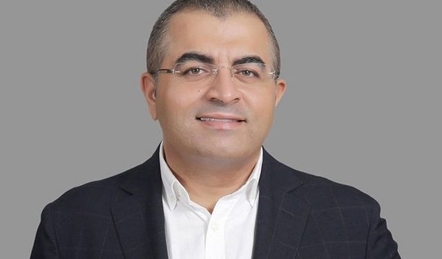 Serkan Özcan Kimdir, Aslen Nereli, Kaç Yaşında, Evli mi, Eşi Kim? Akademik Kariyeri ve Hayatı