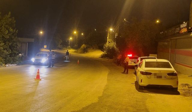 Kozan'da geniş çaplı denetim: Silah, uyuşturucu ve firari hükümlüler yakalandı